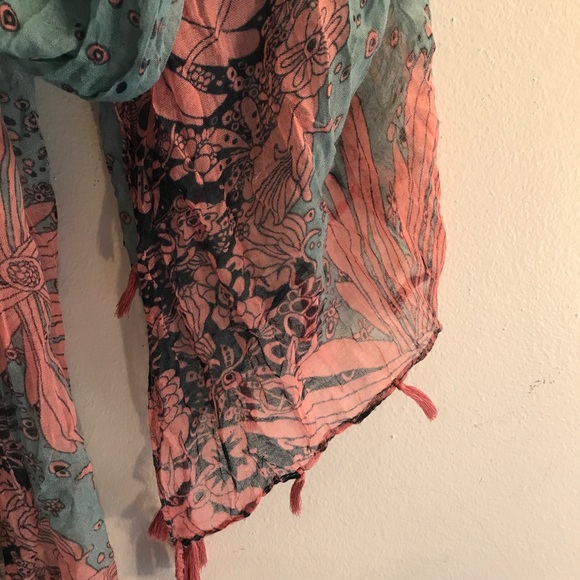 Turquoise and Pink Tasseled Floral Scarf - Picture 3 of 4